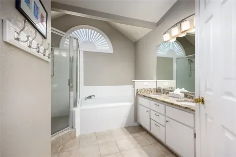 6111 NW 38th Terrace Gainesville FL 32653