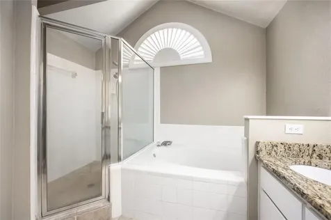6111 NW 38th Terrace Gainesville FL 32653