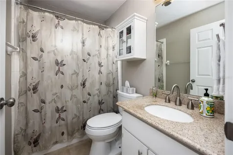 6111 NW 38th Terrace Gainesville FL 32653