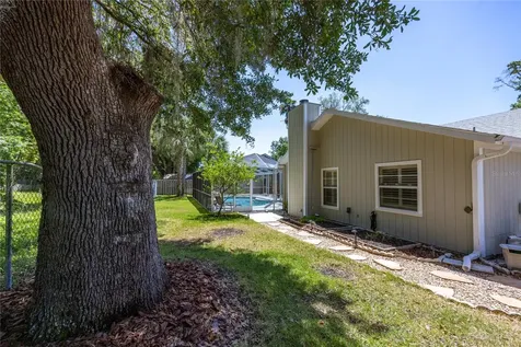 6111 NW 38th Terrace Gainesville FL 32653