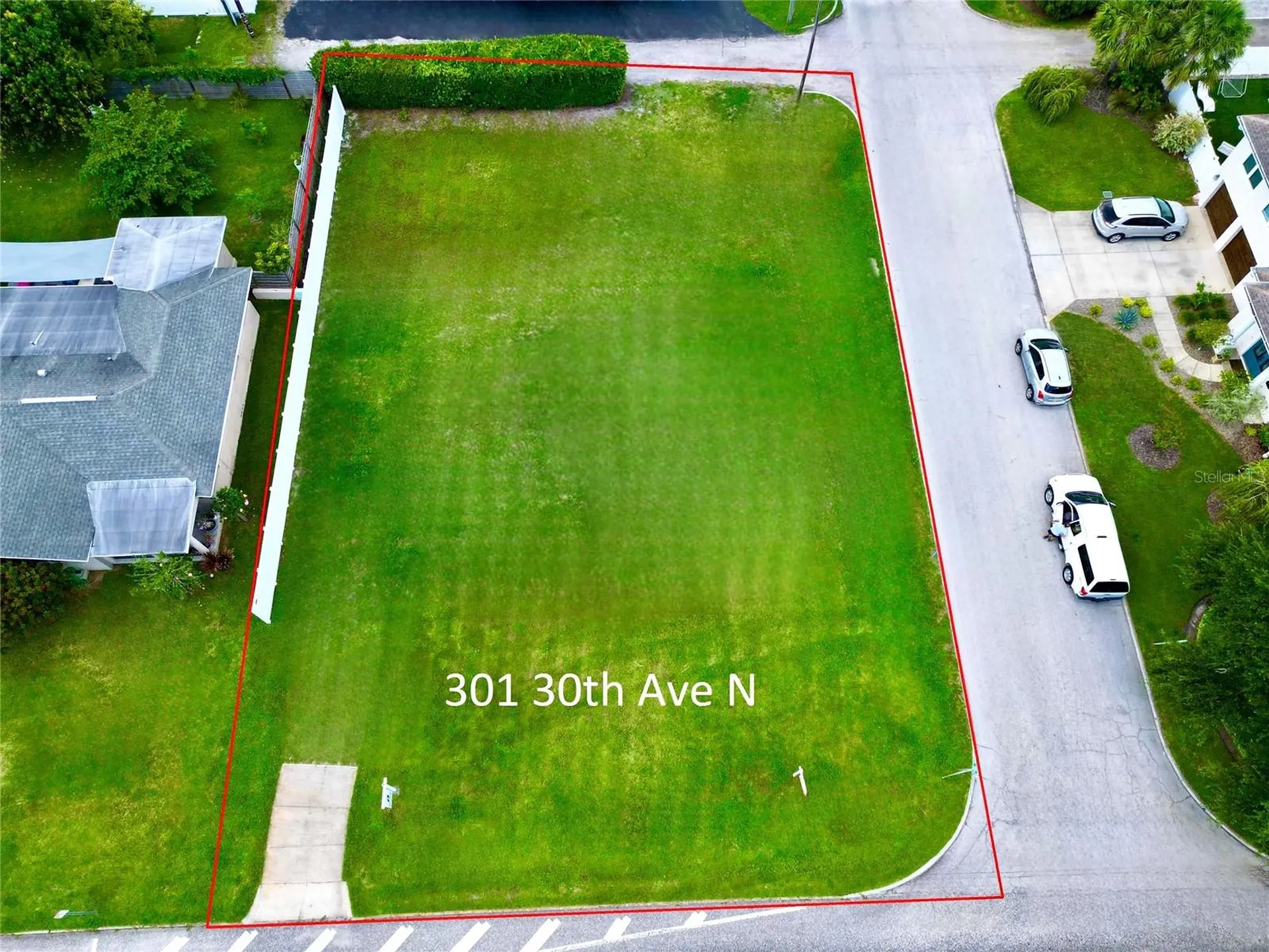 301 30th Avenue N St Petersburg FL 33704