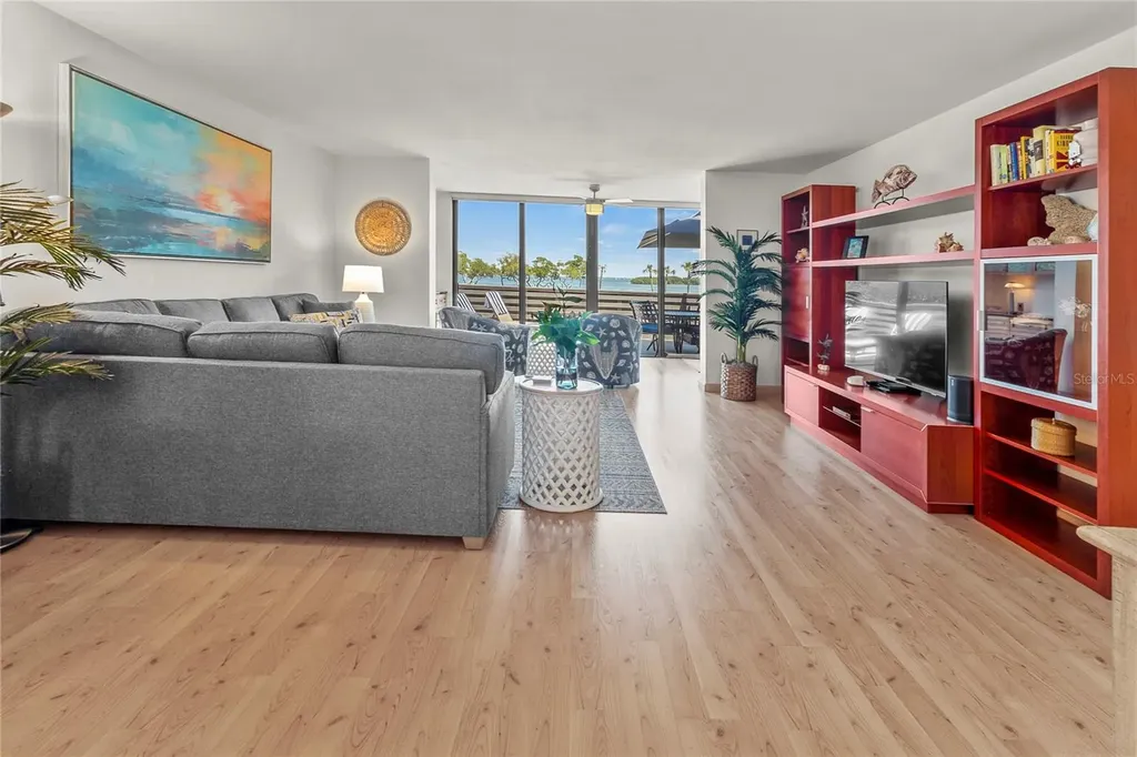 817 Bayport Way Longboat Key FL 34228