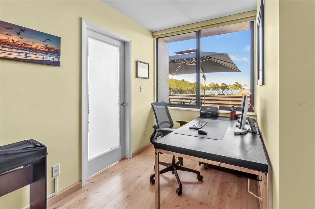817 Bayport Way Longboat Key FL 34228