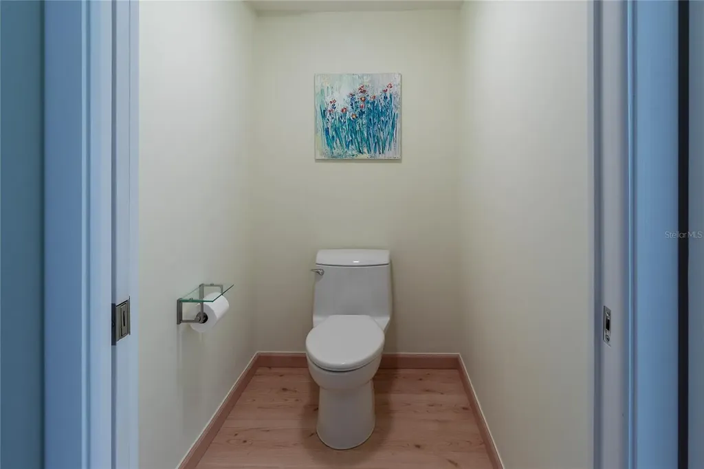 817 Bayport Way Longboat Key FL 34228