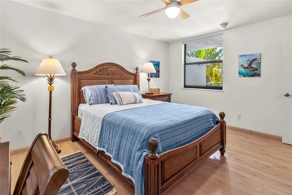 817 Bayport Way Longboat Key FL 34228