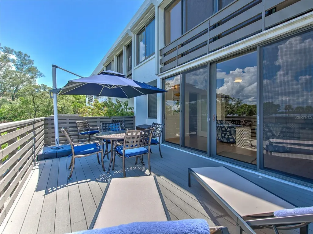 817 Bayport Way Longboat Key FL 34228