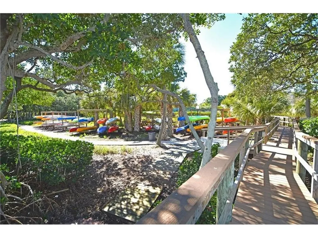 817 Bayport Way Longboat Key FL 34228
