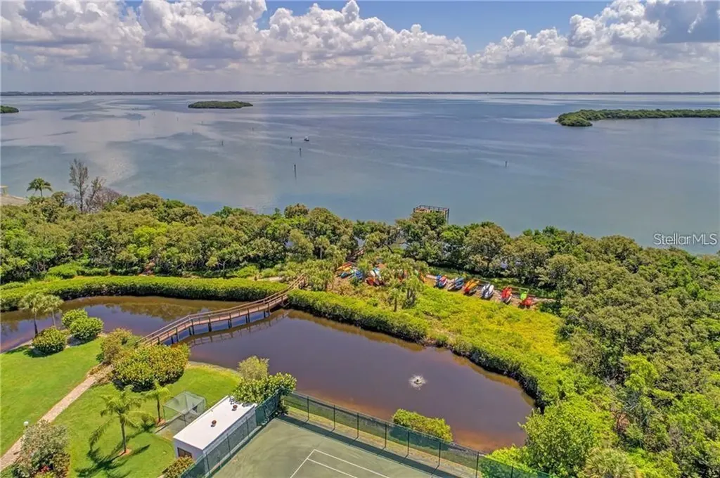 817 Bayport Way Longboat Key FL 34228