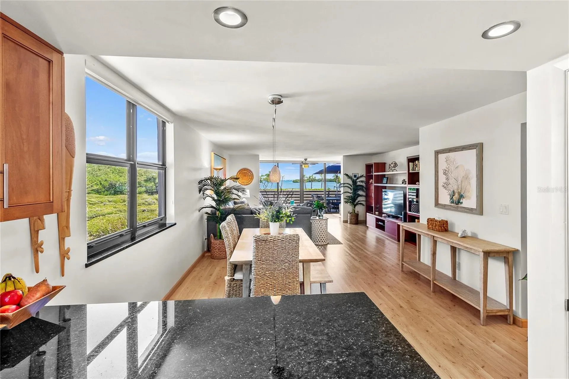 817 Bayport Way Longboat Key FL 34228