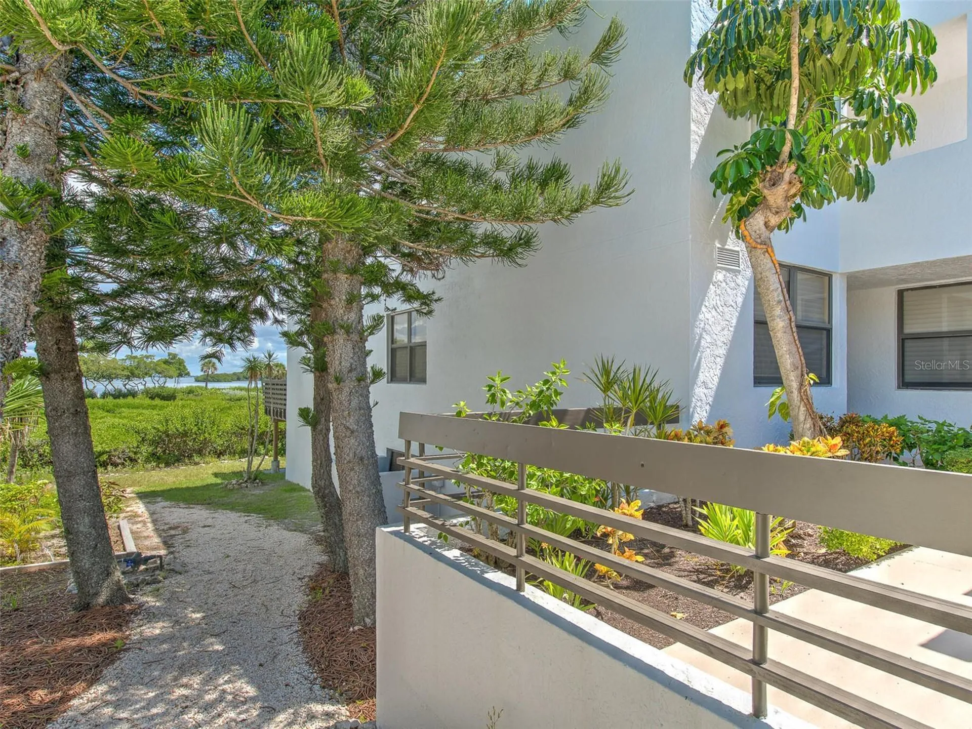 817 Bayport Way Longboat Key FL 34228