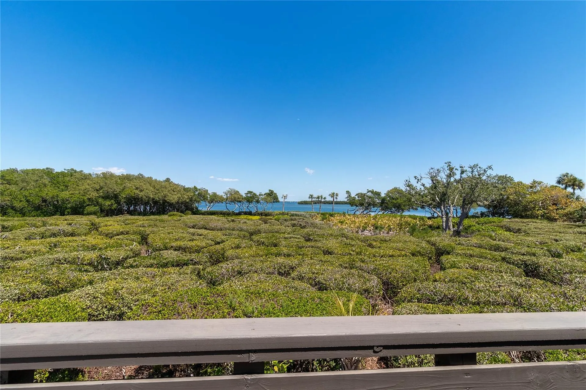 817 Bayport Way Longboat Key FL 34228