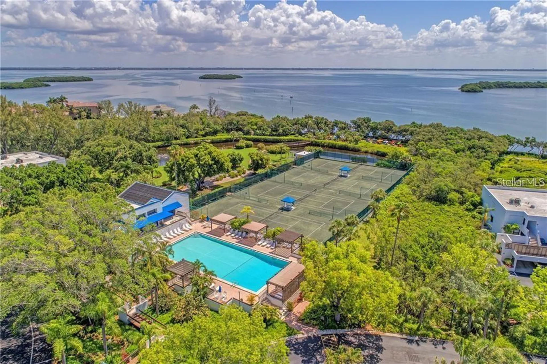817 Bayport Way Longboat Key FL 34228