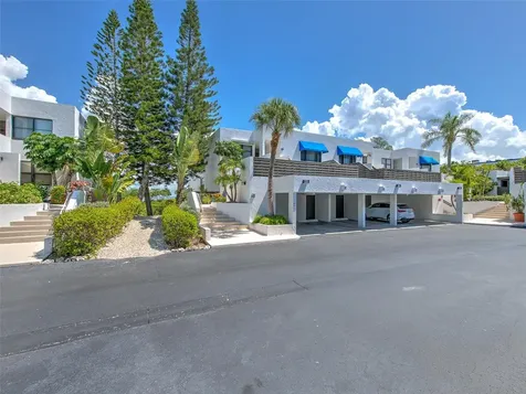 817 Bayport Way Longboat Key FL 34228