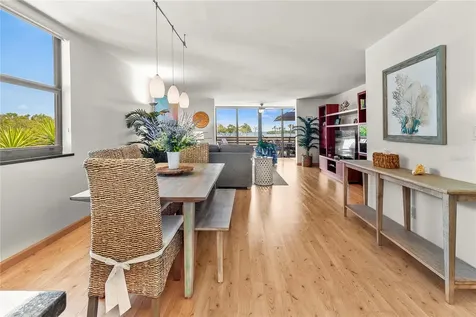 817 Bayport Way Longboat Key FL 34228