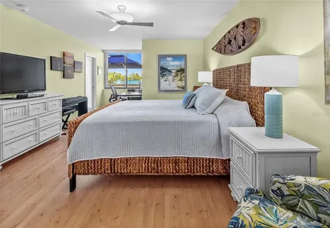 817 Bayport Way Longboat Key FL 34228
