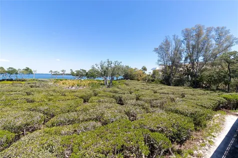 817 Bayport Way Longboat Key FL 34228