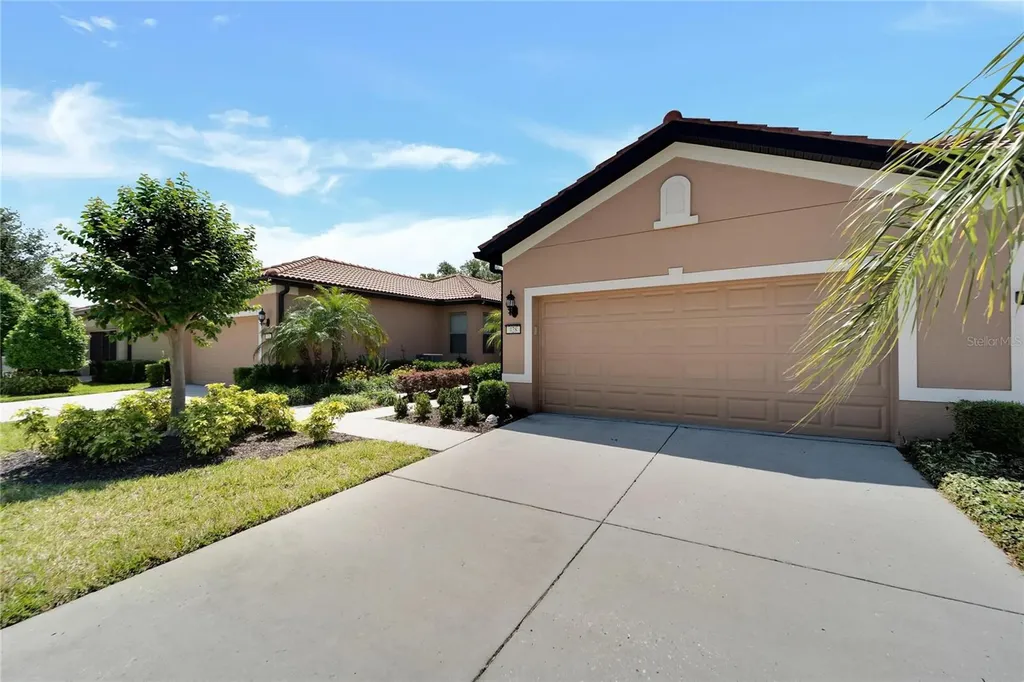 428 Seneca Falls Drive Apollo Beach FL 33572