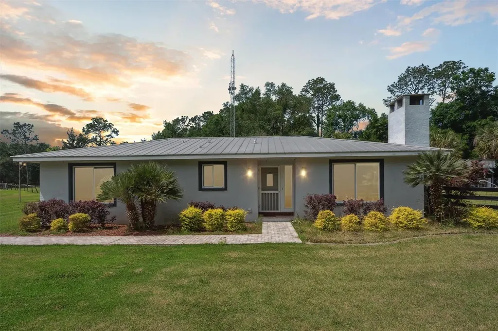 18309 SW 15th Avenue Newberry FL 32669
