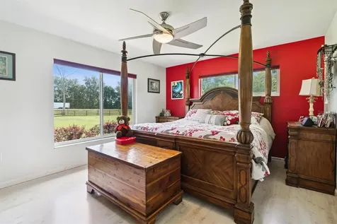 18309 SW 15th Avenue Newberry FL 32669