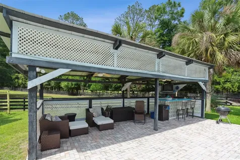18309 SW 15th Avenue Newberry FL 32669
