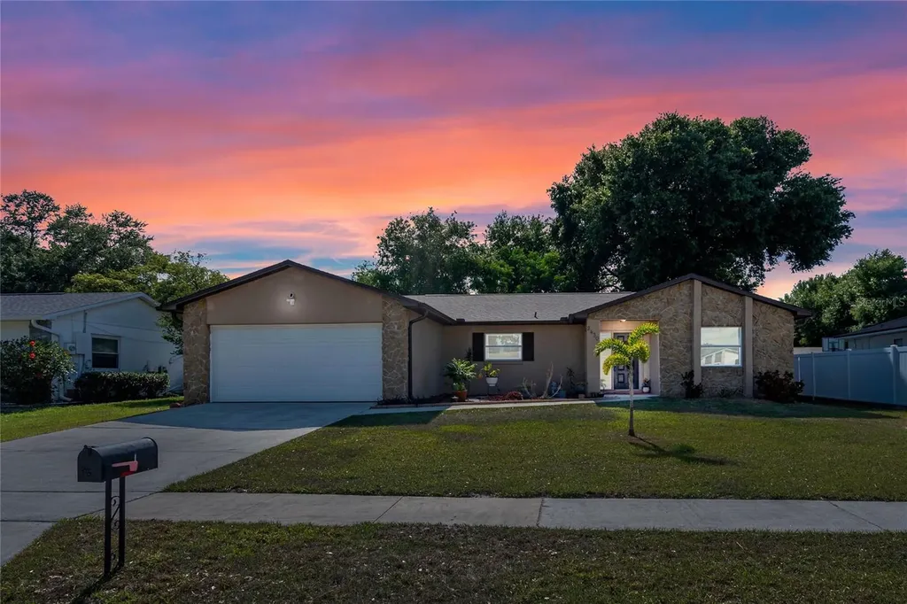 2430 Benjamin Drive Kissimmee FL 34744