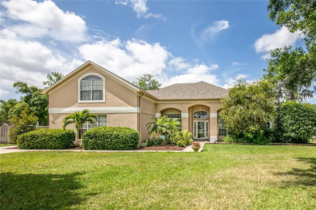 1601 N New Hampshire Avenue Tavares FL 32778