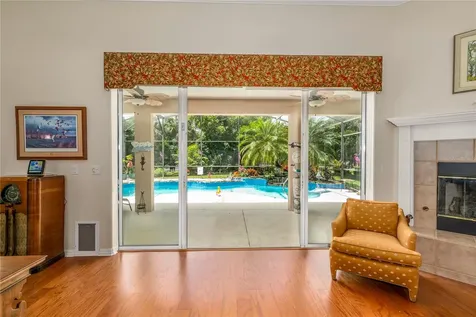 1601 N New Hampshire Avenue Tavares FL 32778