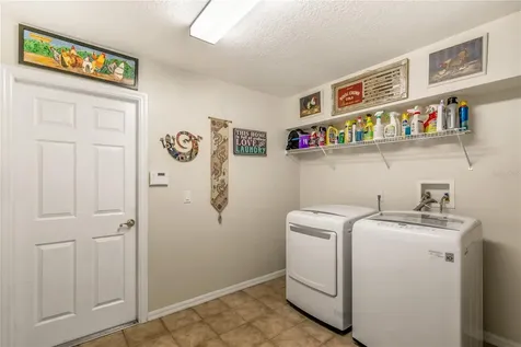 1601 N New Hampshire Avenue Tavares FL 32778