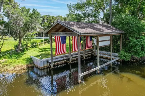 1601 N New Hampshire Avenue Tavares FL 32778