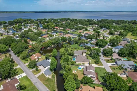 1601 N New Hampshire Avenue Tavares FL 32778
