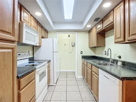 24 Tomoka Meadows Boulevard Ormond Beach FL 32174