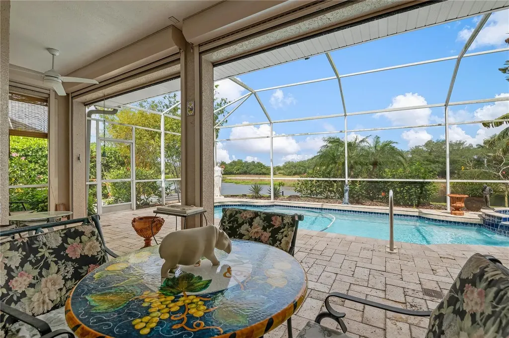 5909 Sandstone Avenue Sarasota FL 34243
