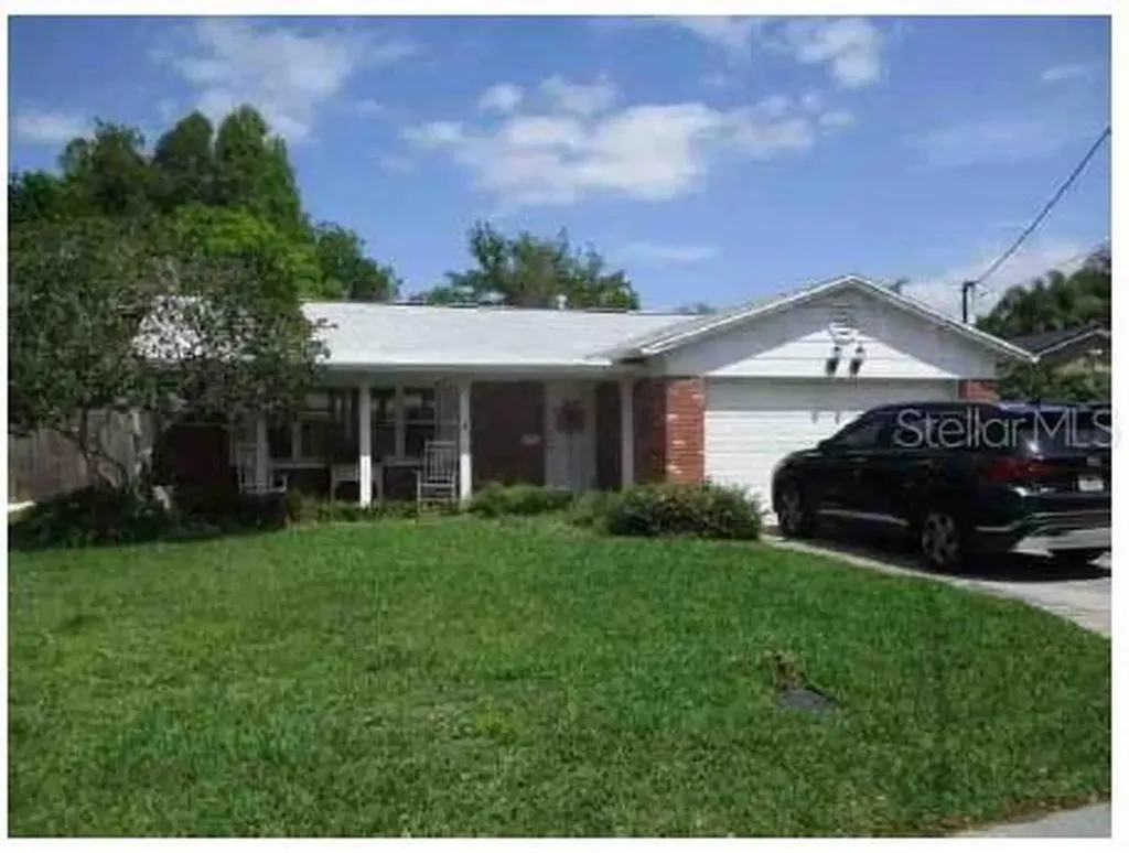 3017 W Asbury Place Tampa FL 33611