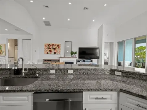 564 Bimini Bay Boulevard Apollo Beach FL 33572