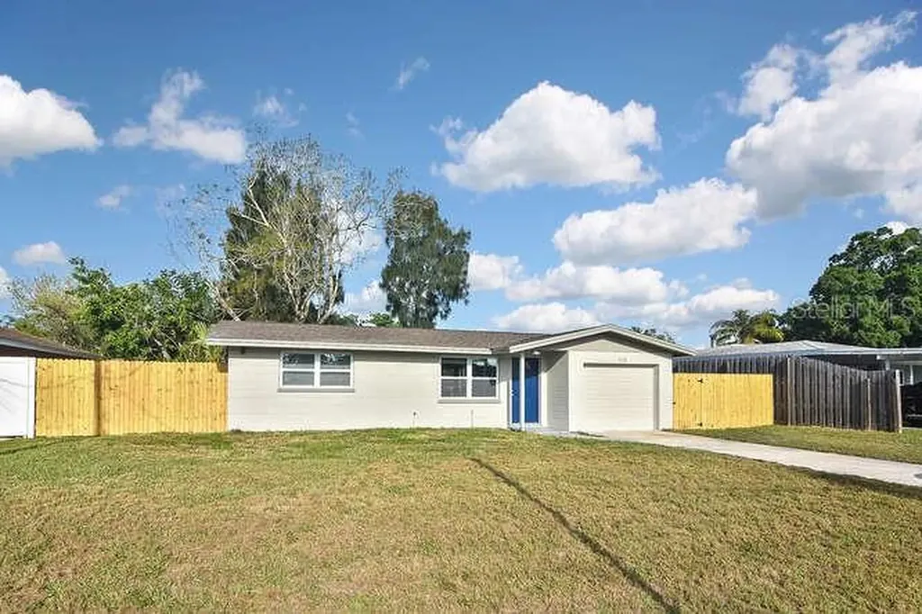 3220 Dunbar Drive Sarasota FL 34232