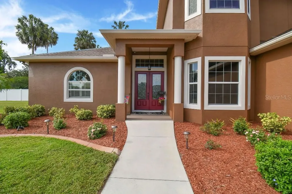 849 John Cressler Drive Seffner FL 33584