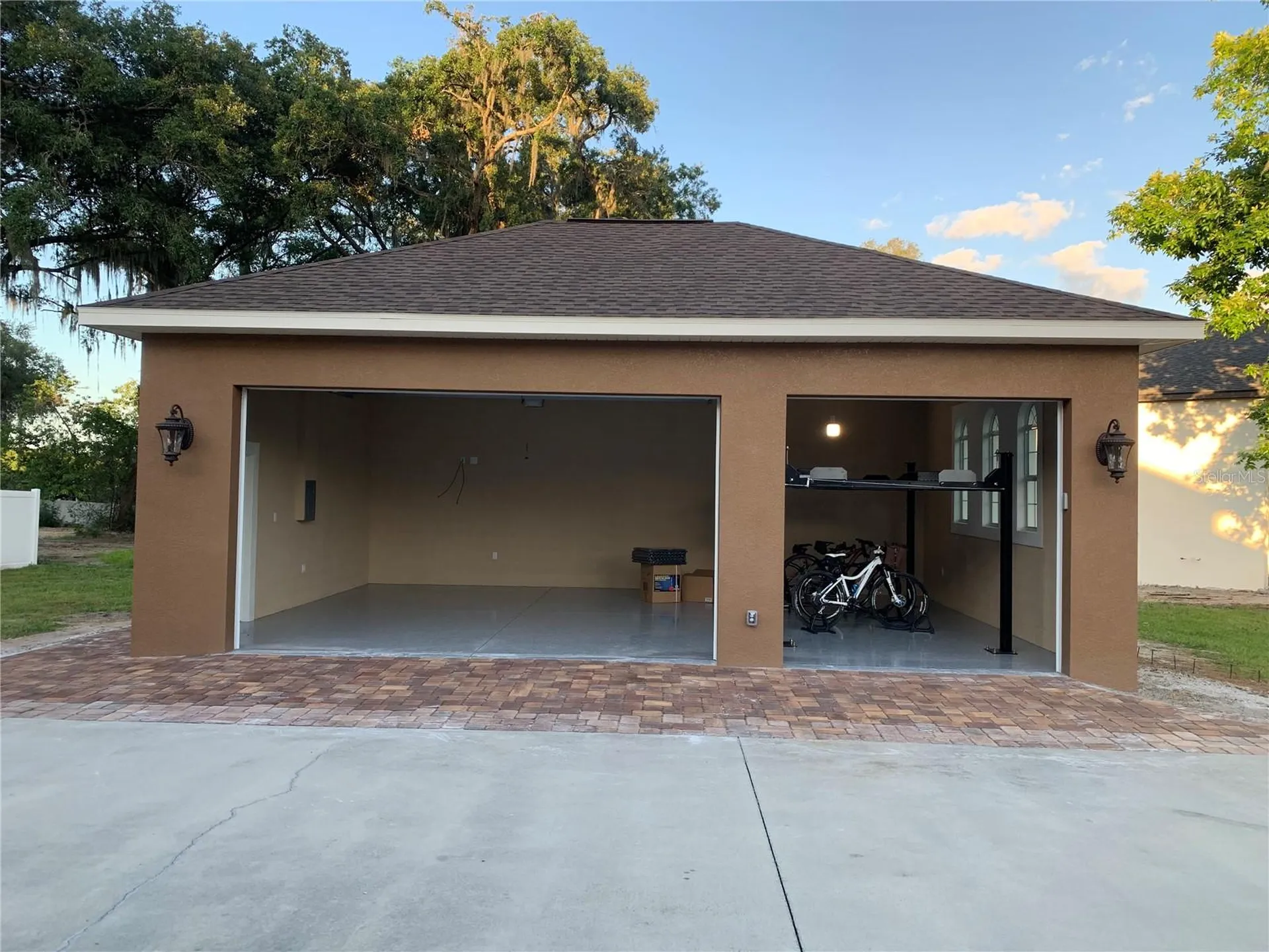 849 John Cressler Drive Seffner FL 33584
