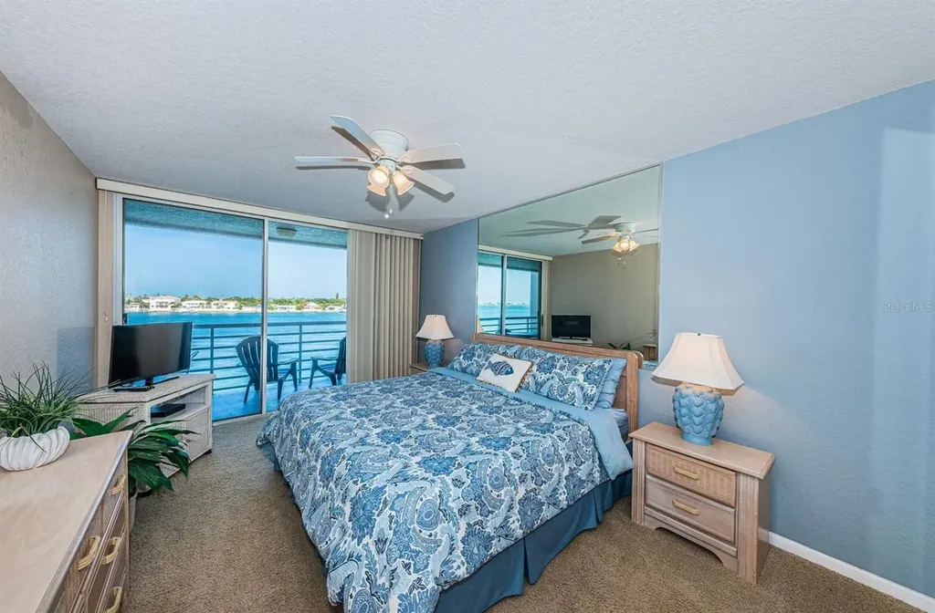 6093 Bahia Del Mar Circle St Petersburg FL 33715