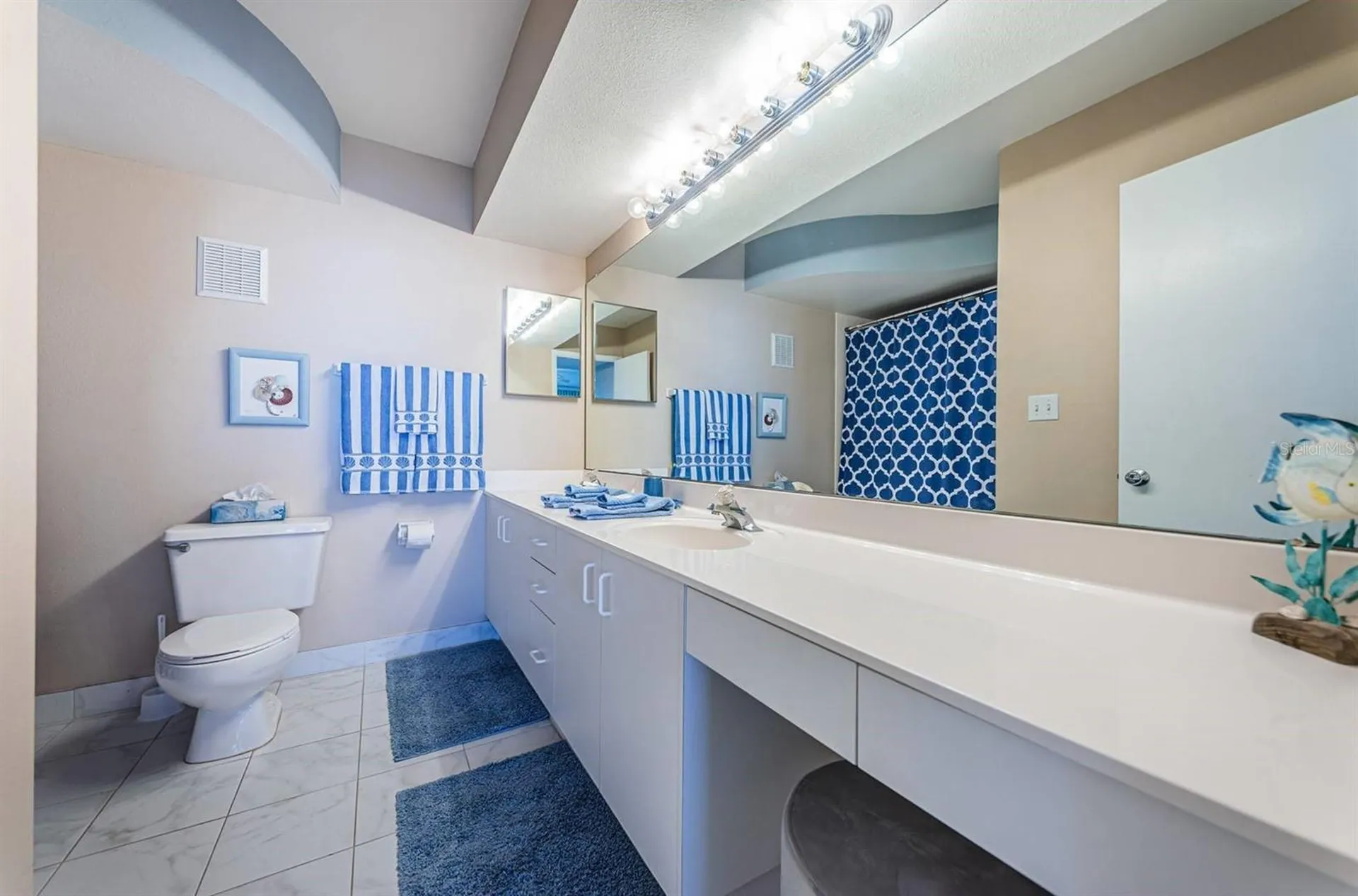 6093 Bahia Del Mar Circle St Petersburg FL 33715