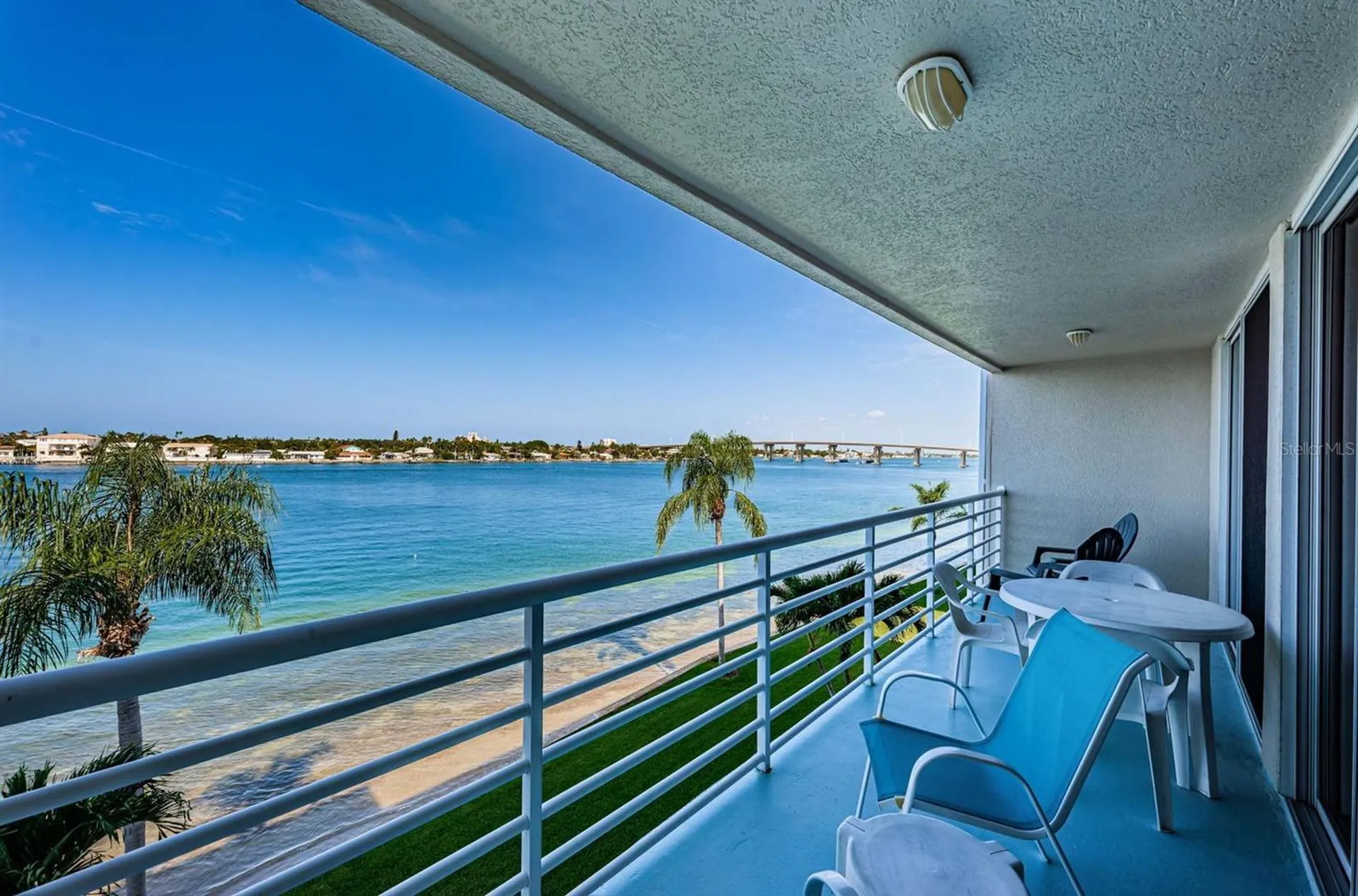 6093 Bahia Del Mar Circle St Petersburg FL 33715