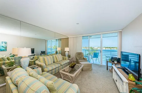 6093 Bahia Del Mar Circle St Petersburg FL 33715