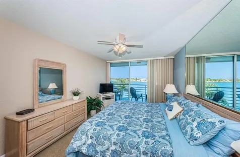 6093 Bahia Del Mar Circle St Petersburg FL 33715