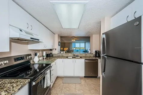 6093 Bahia Del Mar Circle St Petersburg FL 33715
