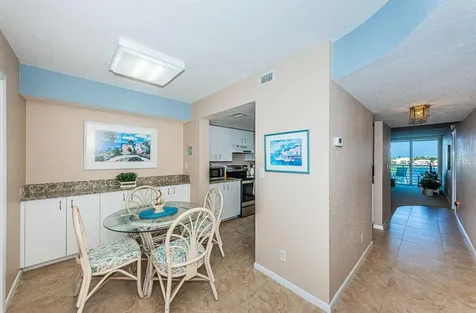 6093 Bahia Del Mar Circle St Petersburg FL 33715