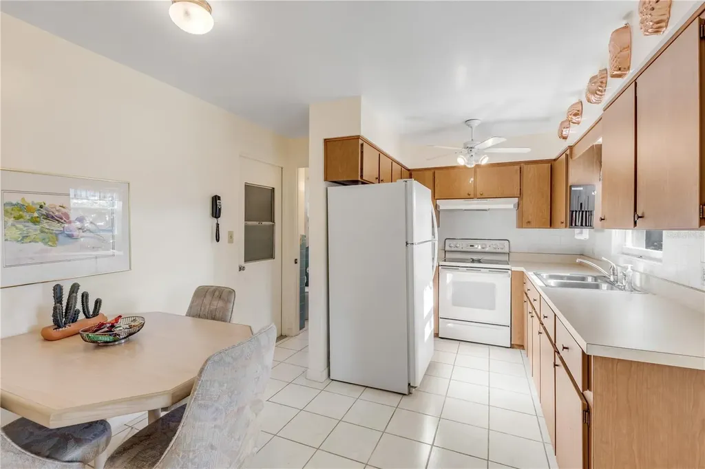 535 S Peninsula Avenue New Smyrna Beach FL 32169