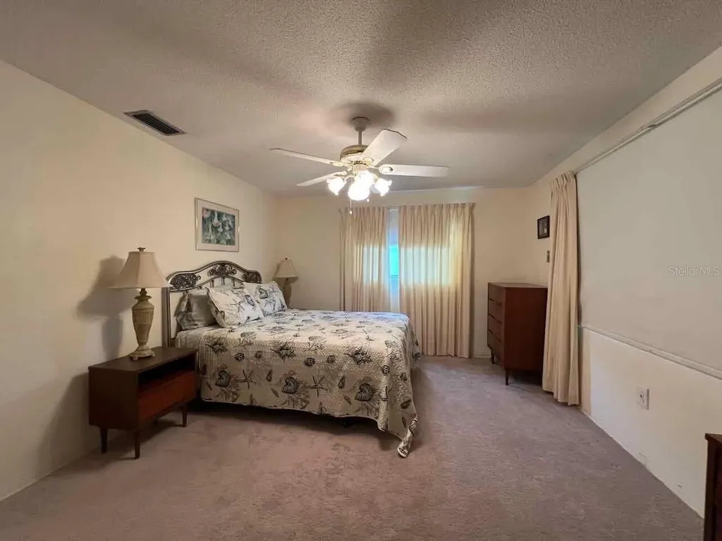 535 S Peninsula Avenue New Smyrna Beach FL 32169