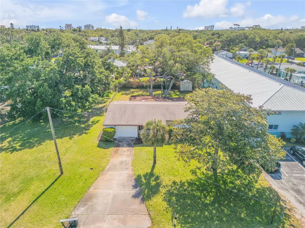 535 S Peninsula Avenue New Smyrna Beach FL 32169