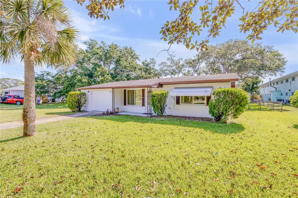 535 S Peninsula Avenue New Smyrna Beach FL 32169