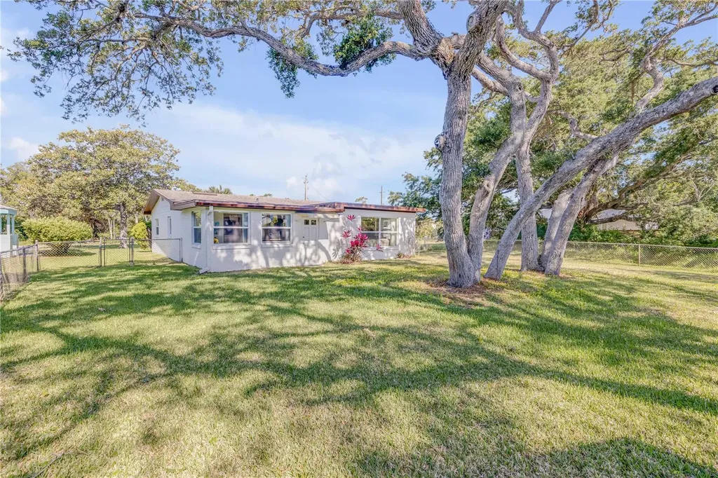 535 S Peninsula Avenue New Smyrna Beach FL 32169