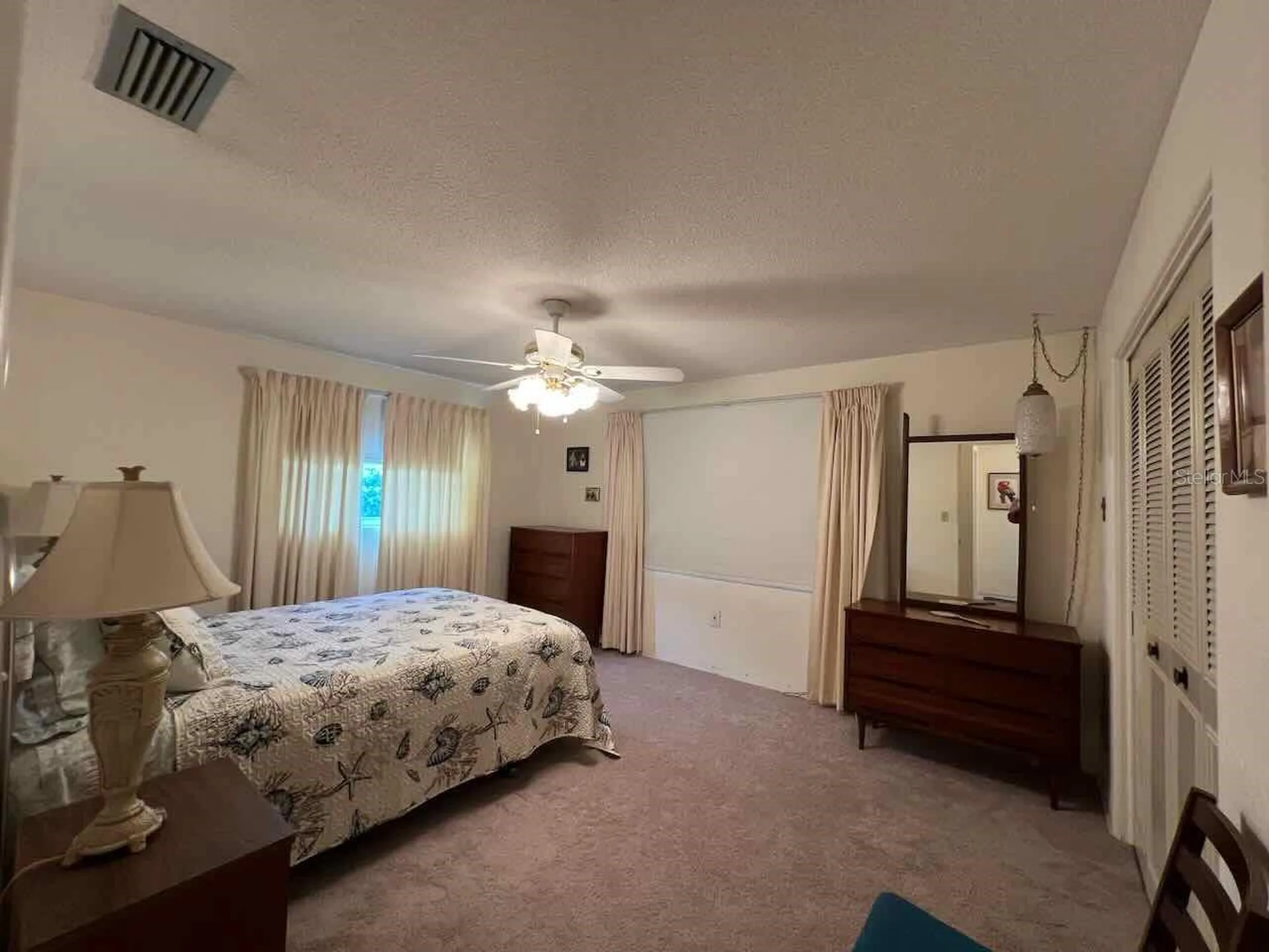 535 S Peninsula Avenue New Smyrna Beach FL 32169